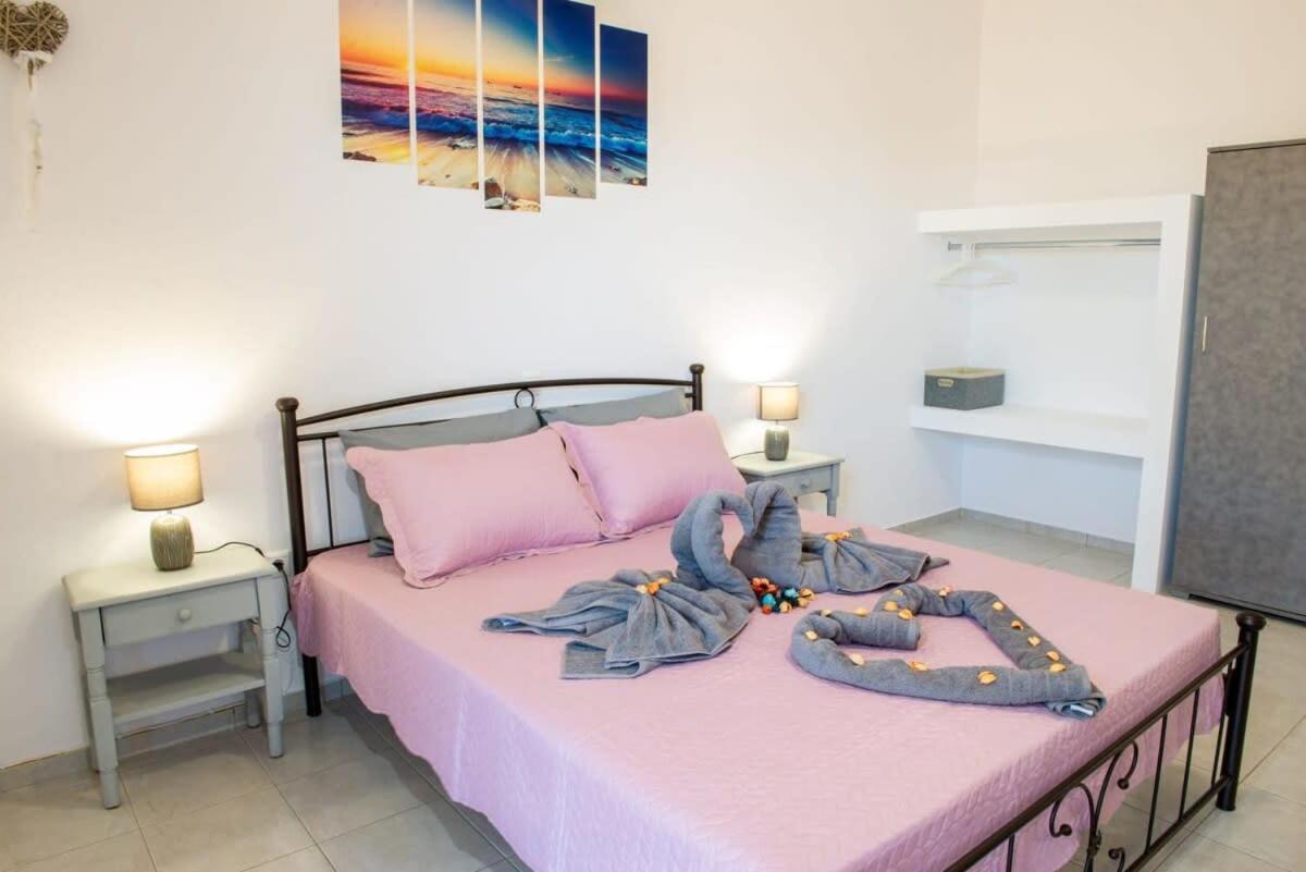 Atlantic Cave Haven-Seaside, Fully Equipped Apartman Kolímbia Kültér fotó