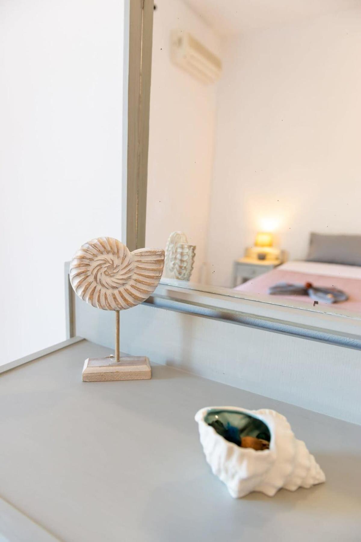 Atlantic Cave Haven-Seaside, Fully Equipped Apartman Kolímbia Kültér fotó