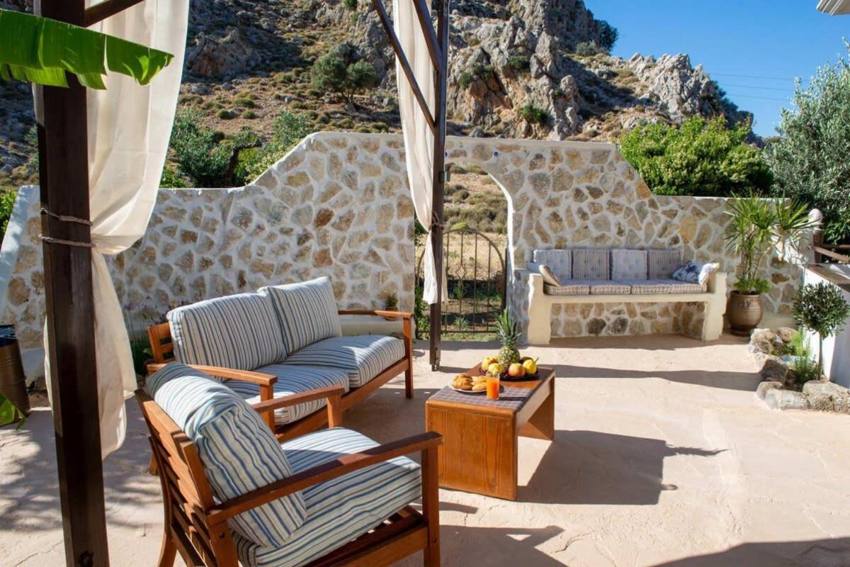 Atlantic Cave Haven-Seaside, Fully Equipped Apartman Kolímbia Kültér fotó