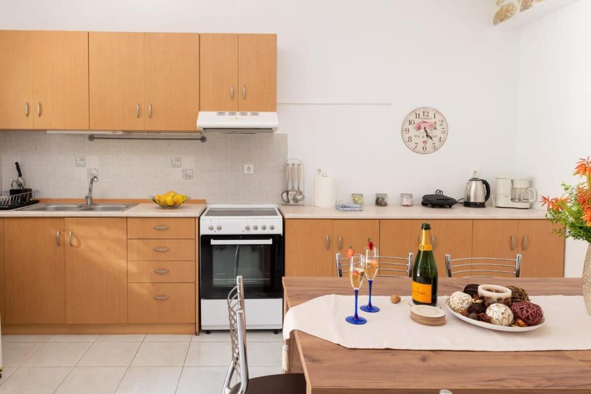 Atlantic Cave Haven-Seaside, Fully Equipped Apartman Kolímbia Kültér fotó