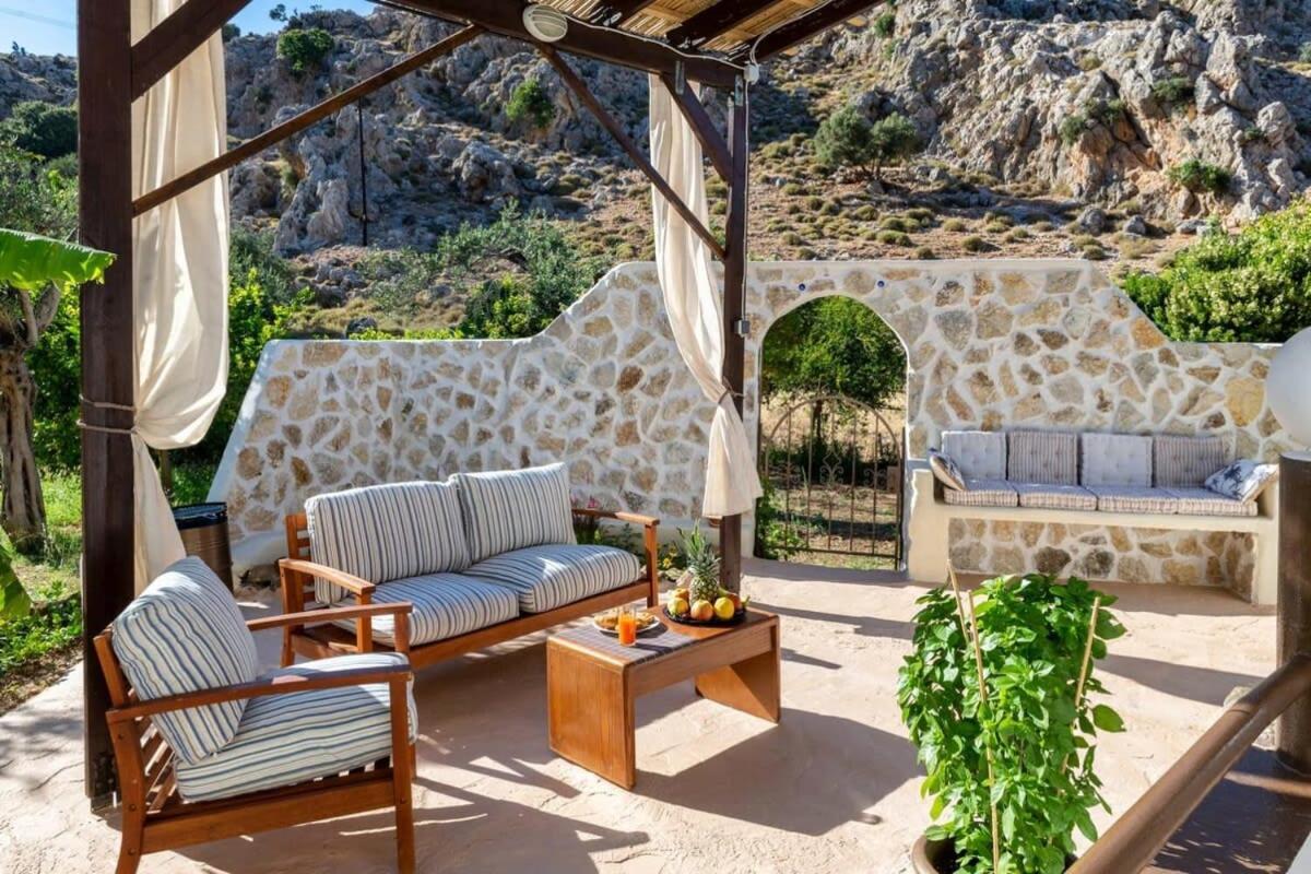 Atlantic Cave Haven-Seaside, Fully Equipped Apartman Kolímbia Kültér fotó