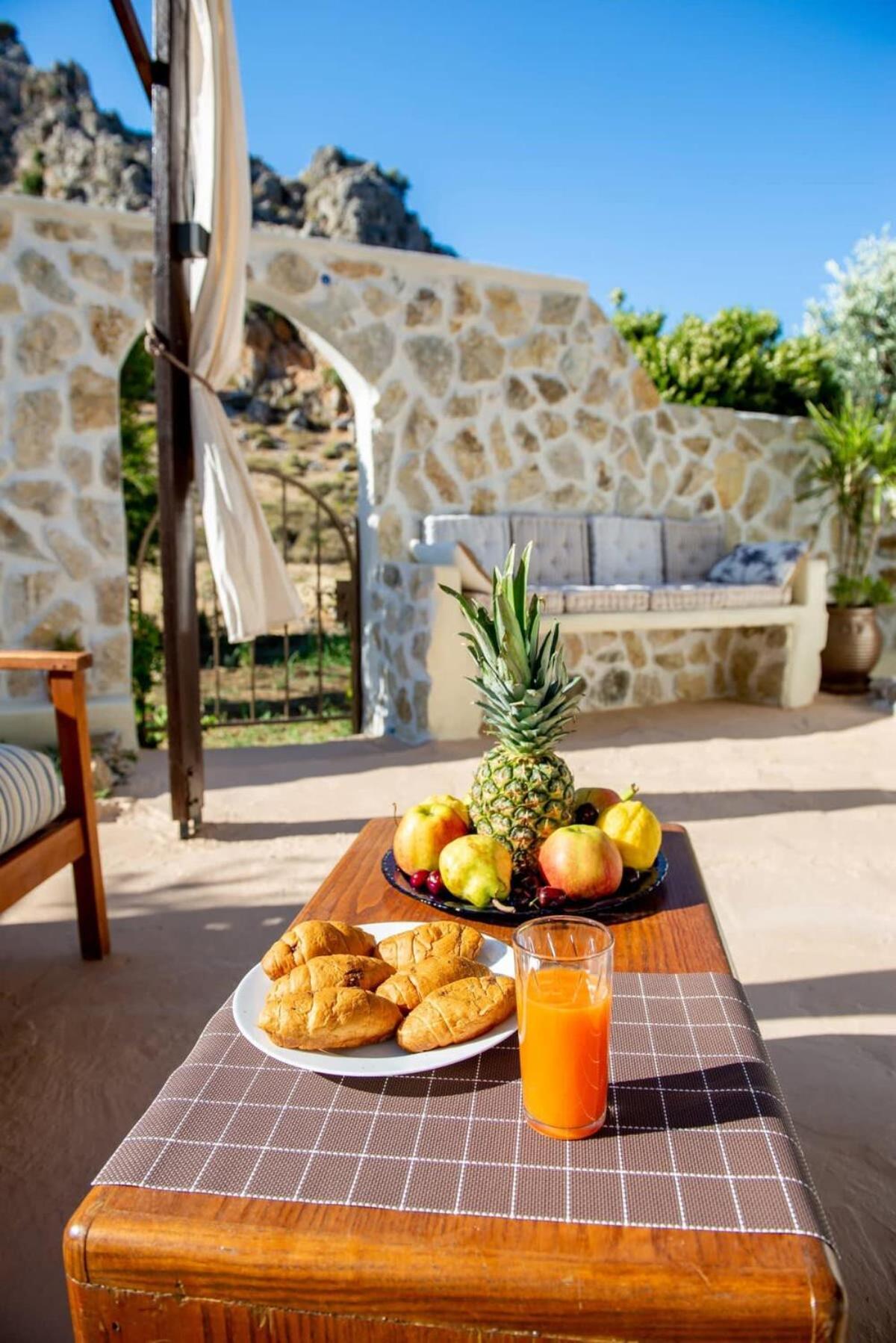 Atlantic Cave Haven-Seaside, Fully Equipped Apartman Kolímbia Kültér fotó
